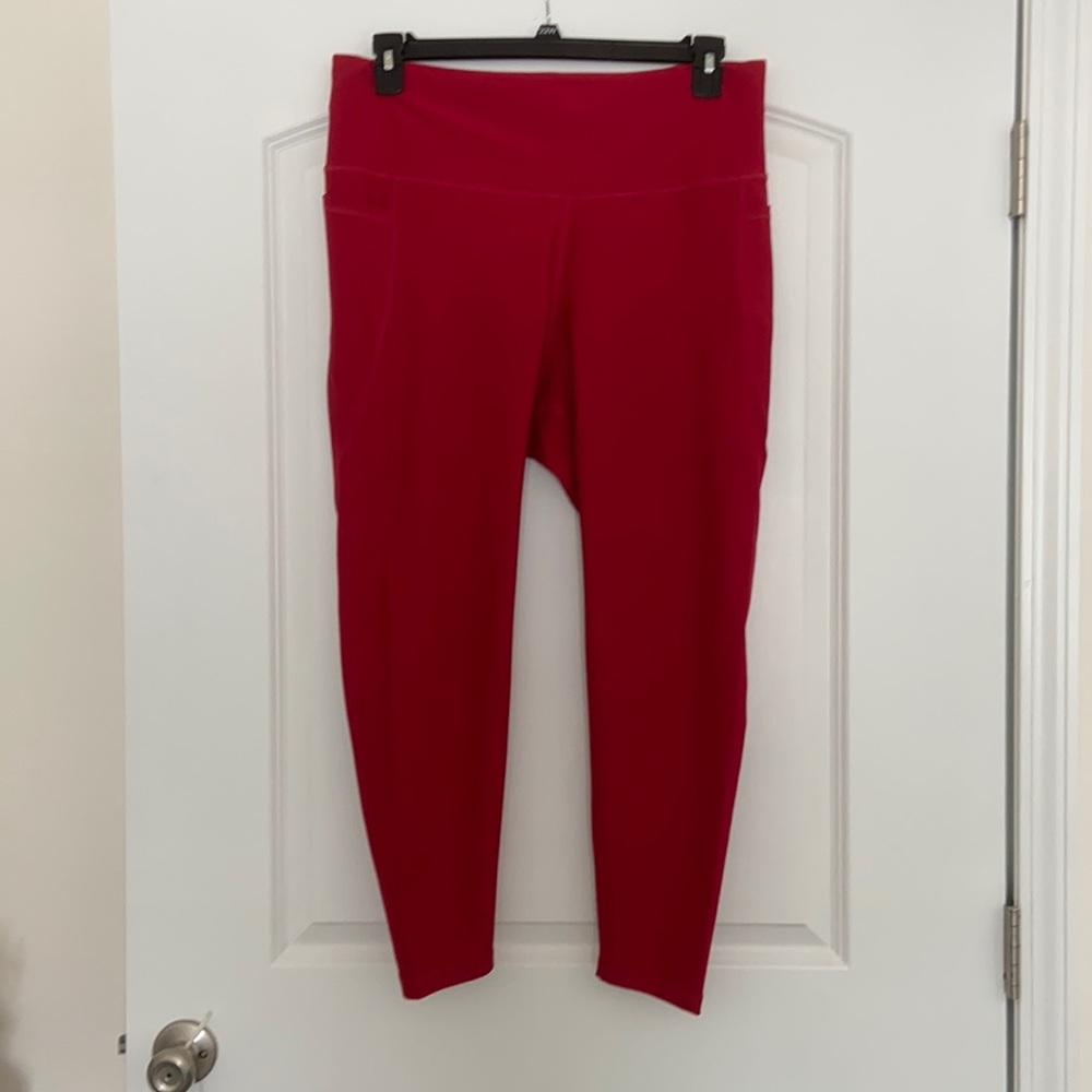 Old Navy red Elevate sports leggings with pockets, XXL